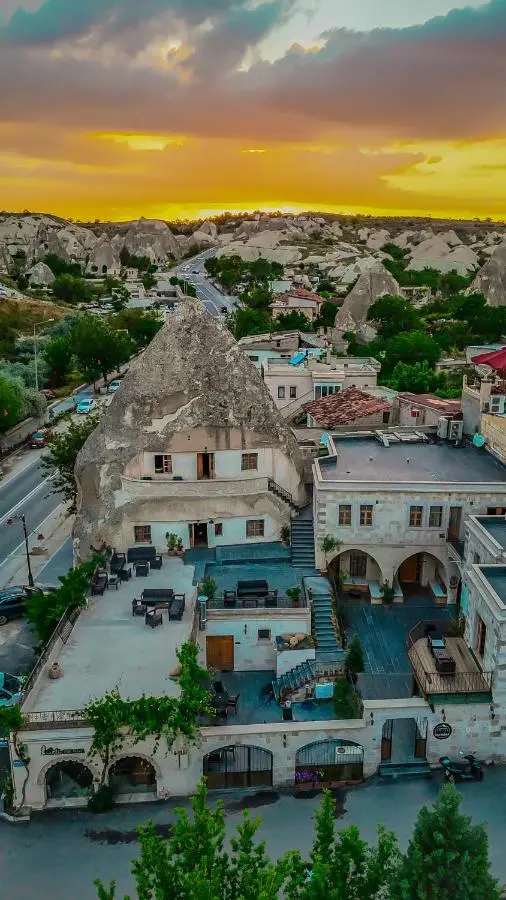 Cave Hotel Saksagan