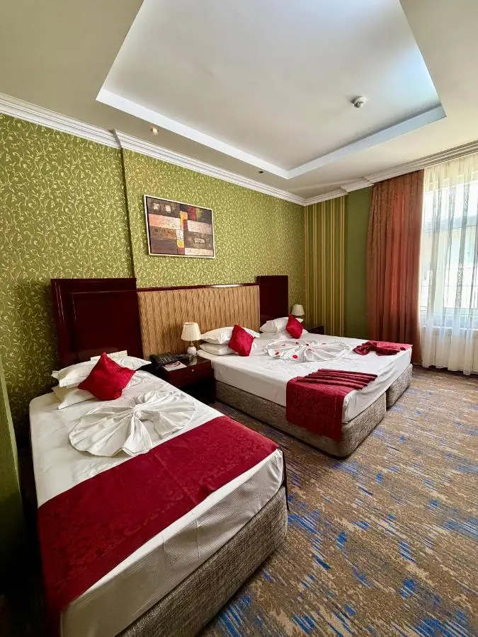 Royal Hotel