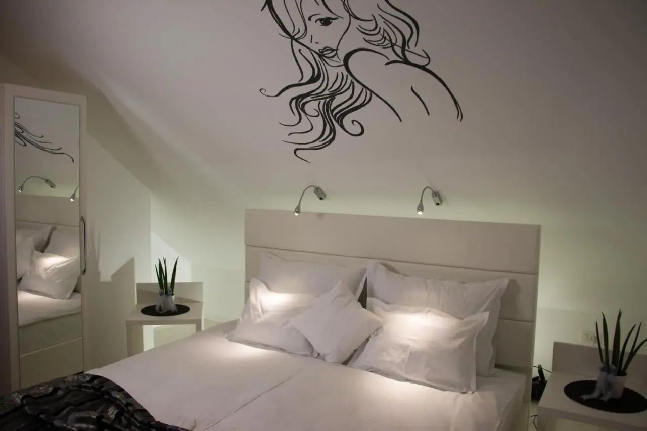 Rooms Villa Downtown