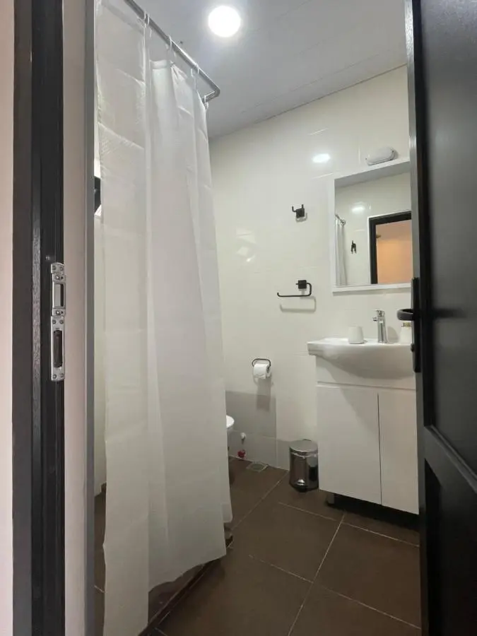 Hotel Echoes