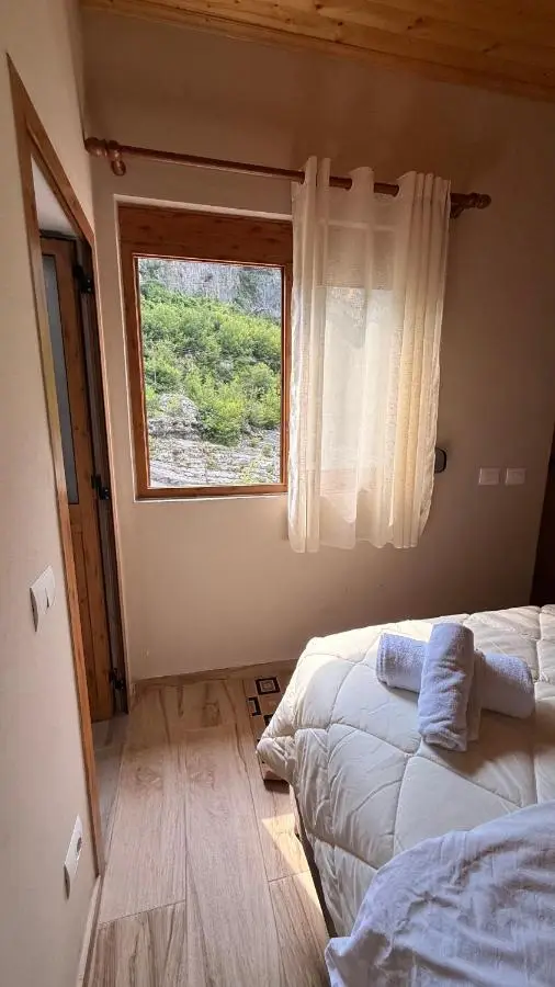 - Cemi River Rooms -