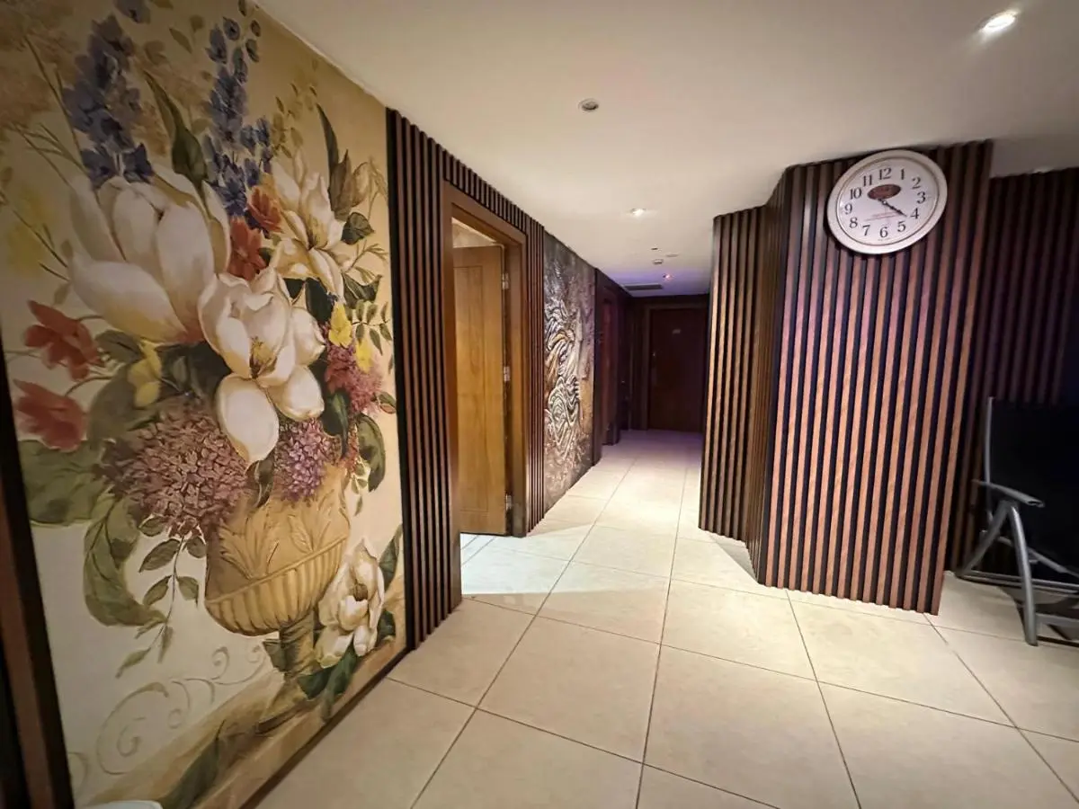 City One Hotel