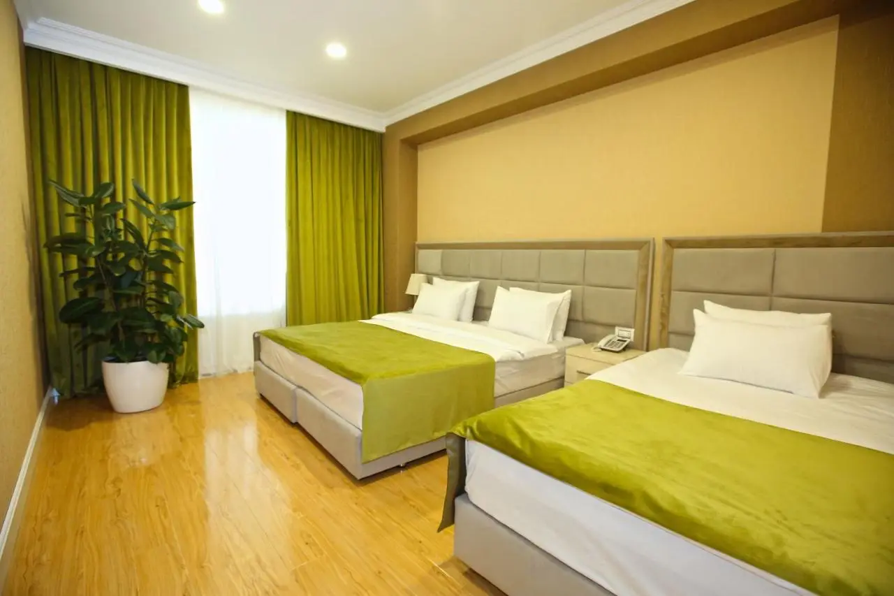 Rusel Hotel