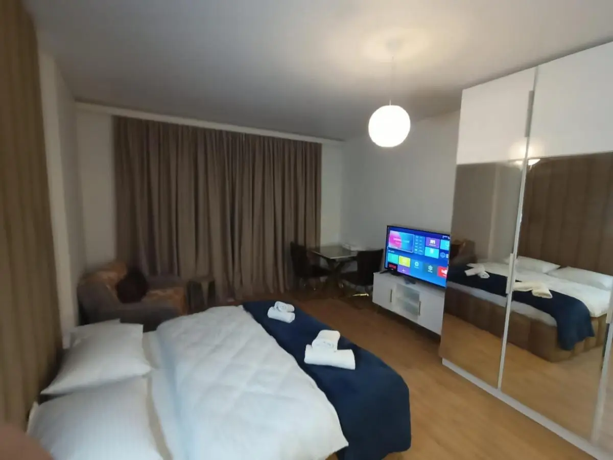 Solo Visit Apartments 1710 B