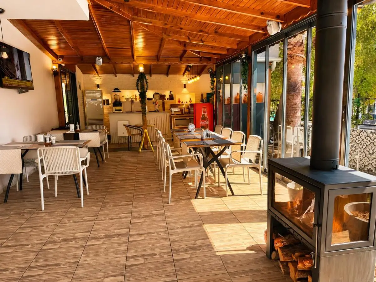 Esperanza Hotel