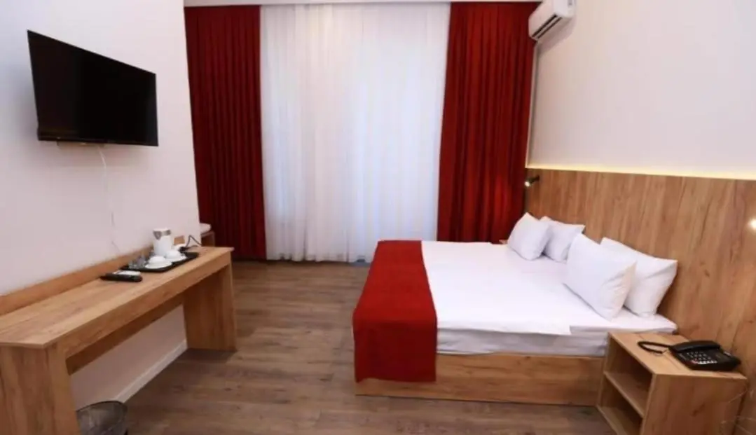 London Hotel Baku