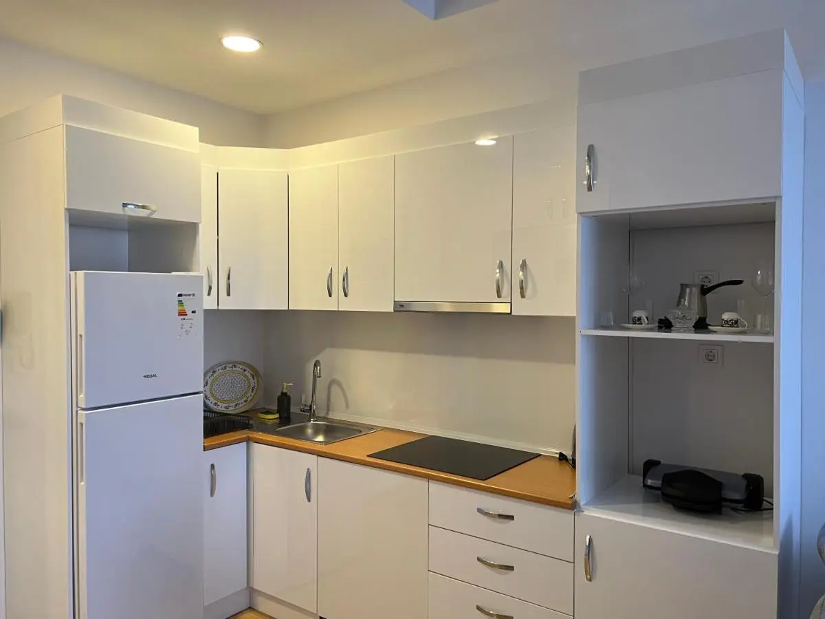 Central Location Free WIFI AC Parking Garage