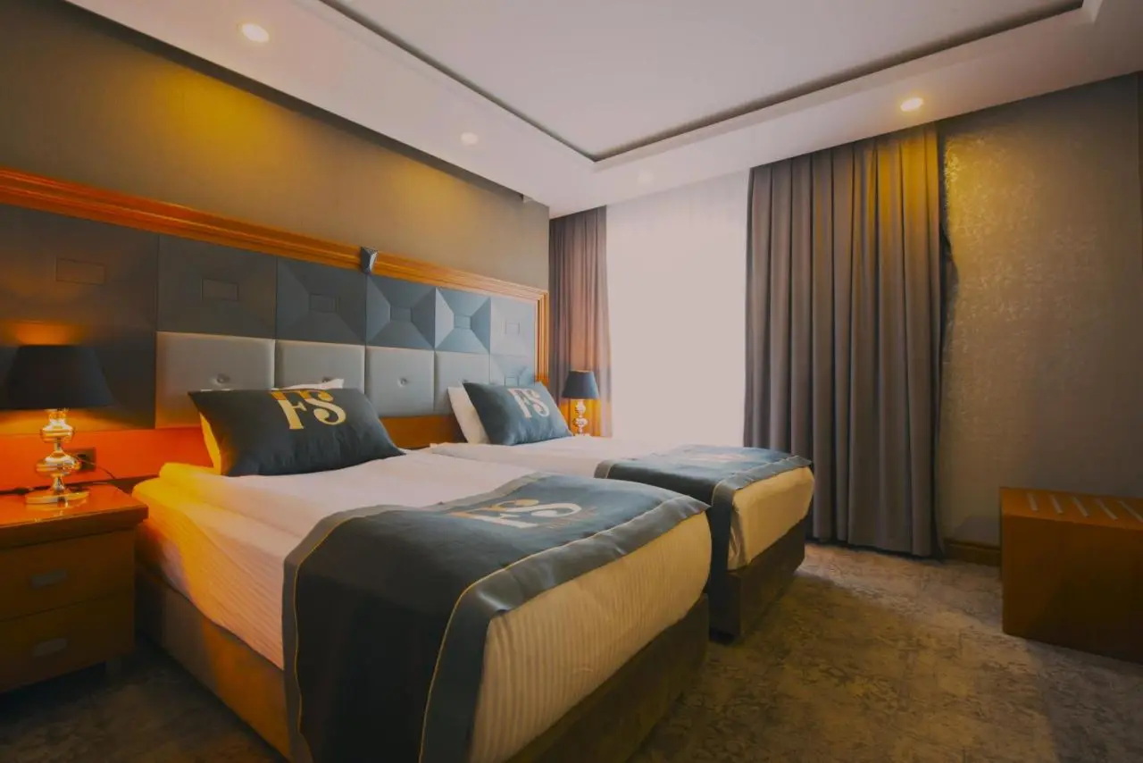 FOUR SEVEN HOTEL