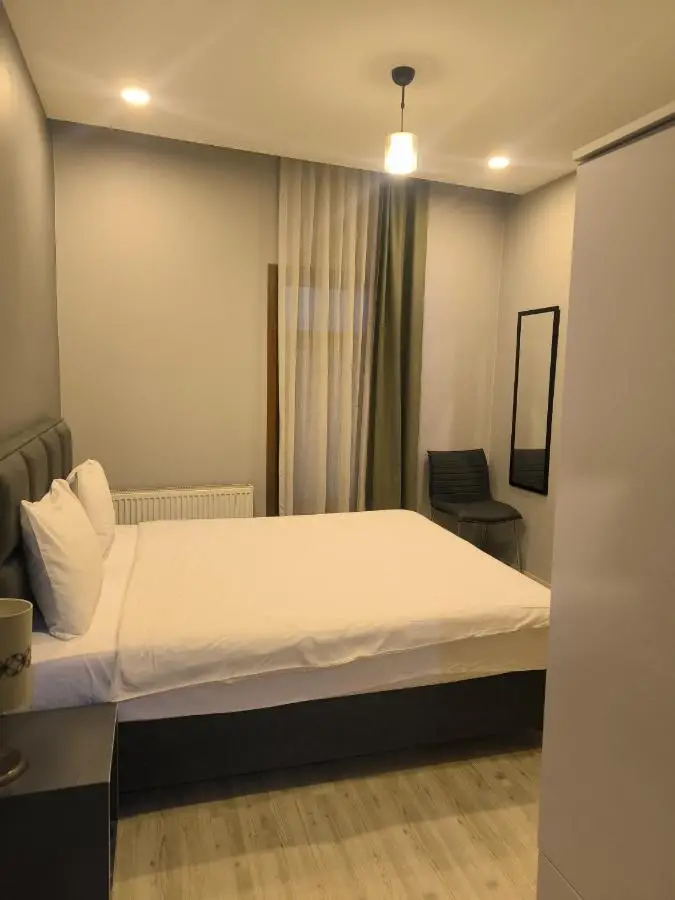 Ore Pera Suites