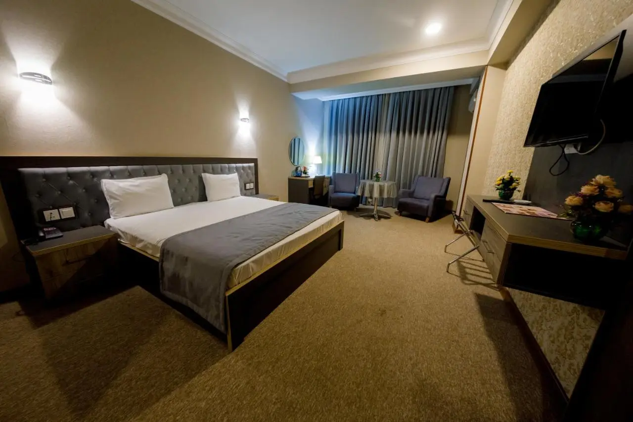 Royal Sapphire Hotel