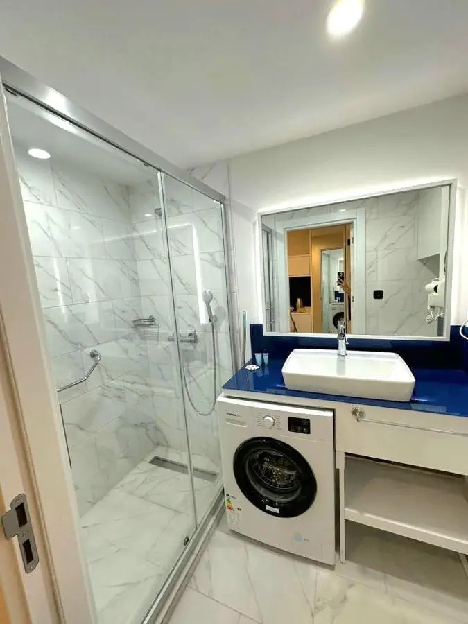 VIP Premium Class Hotel with Sea View R