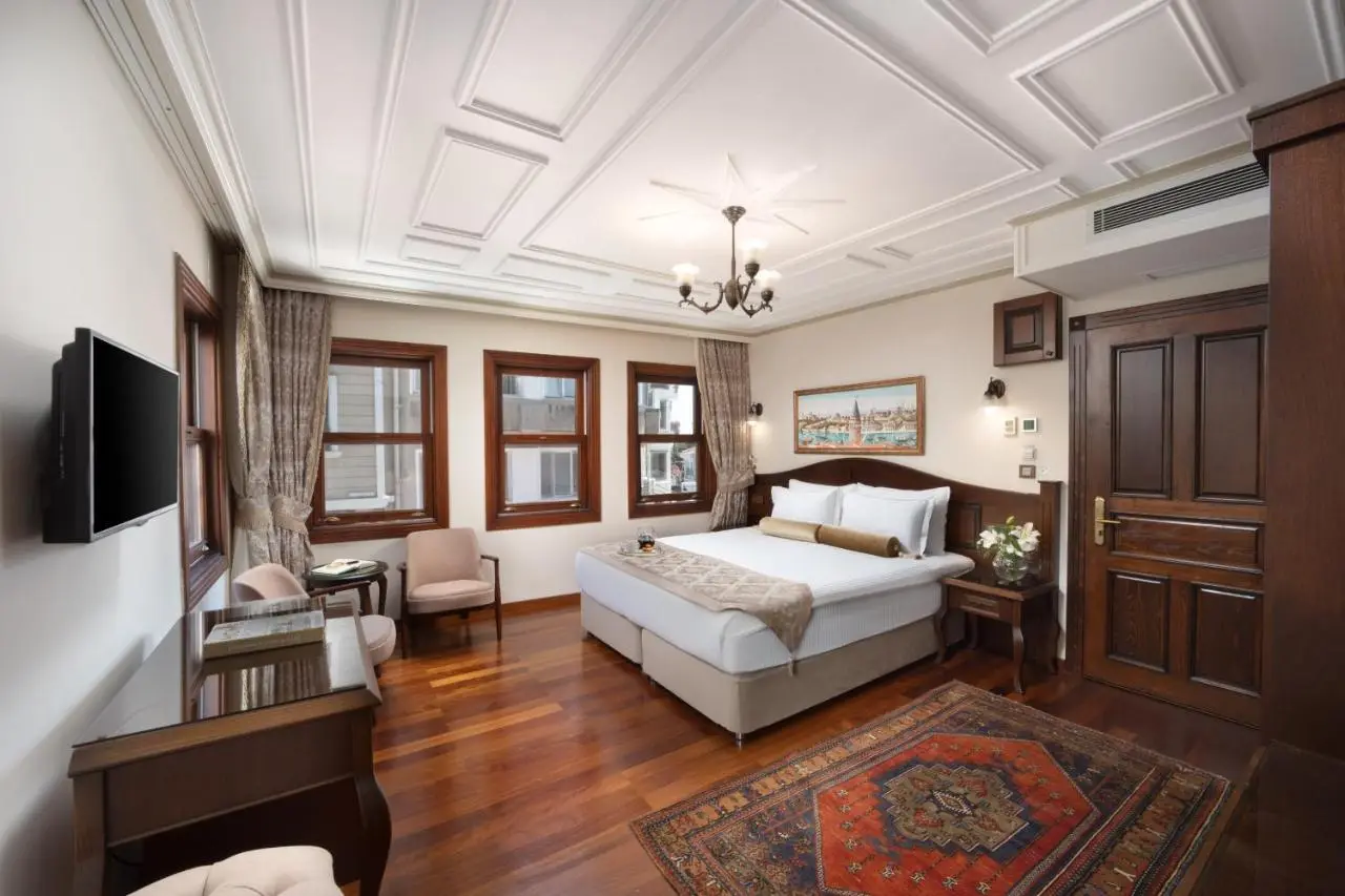 Bender Hotel - Old City