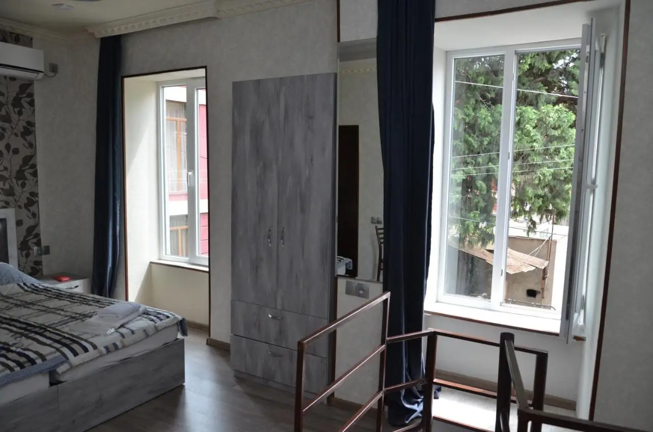 Guest house UTA