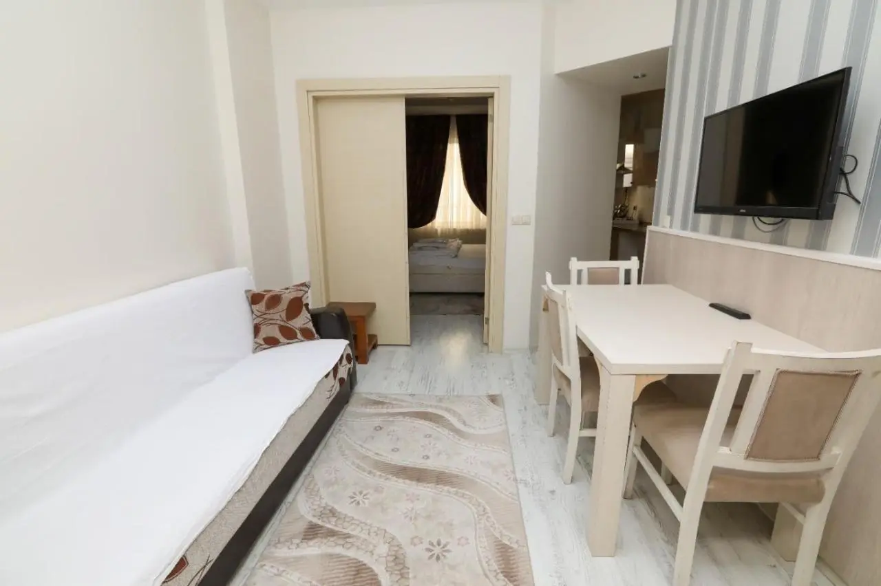 taksim white family suites