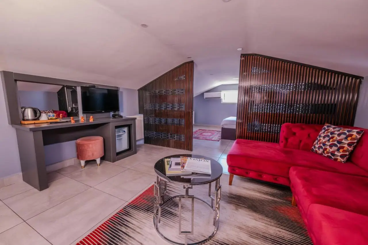 Ruby Hotel