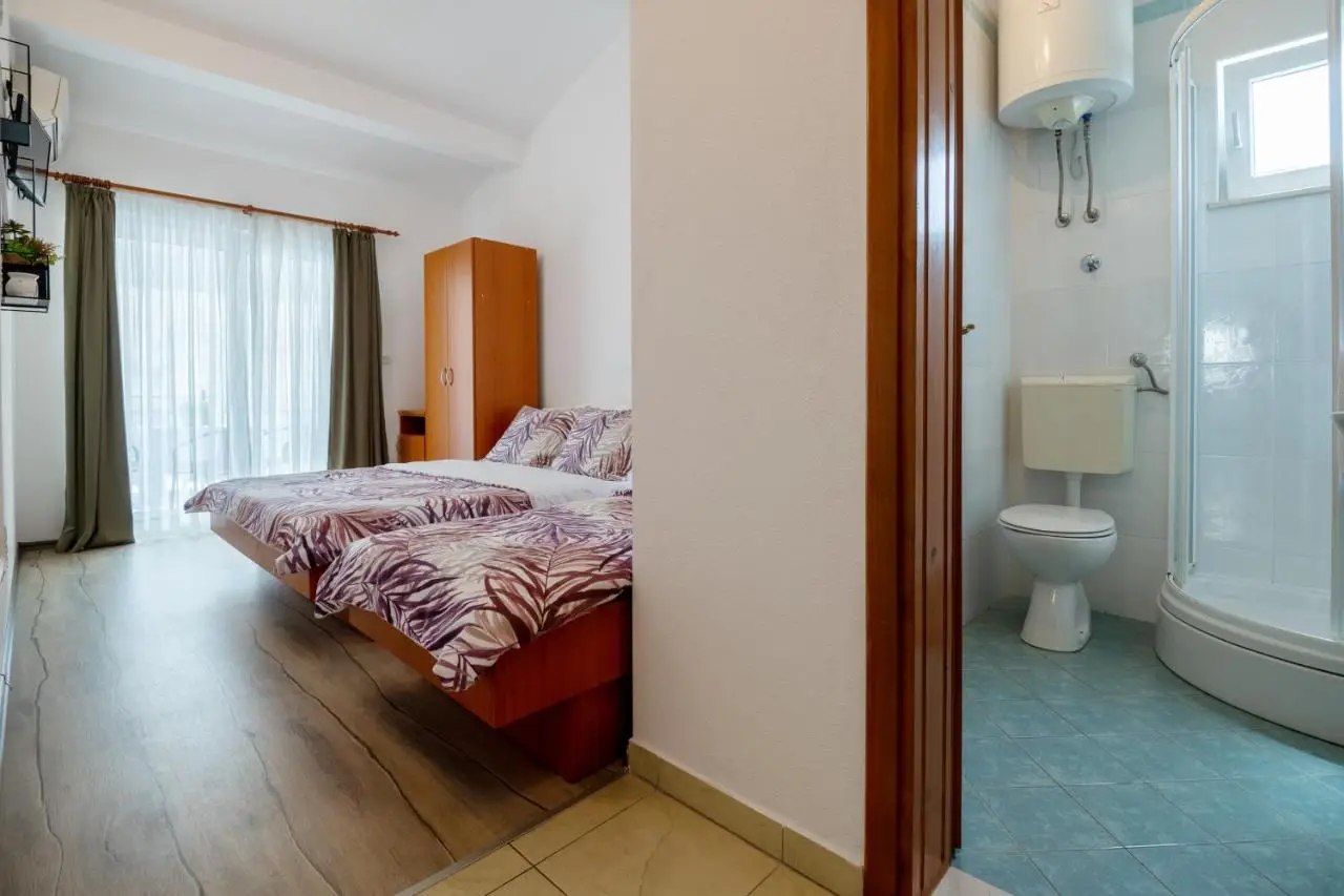 Apartments Njavro Neum