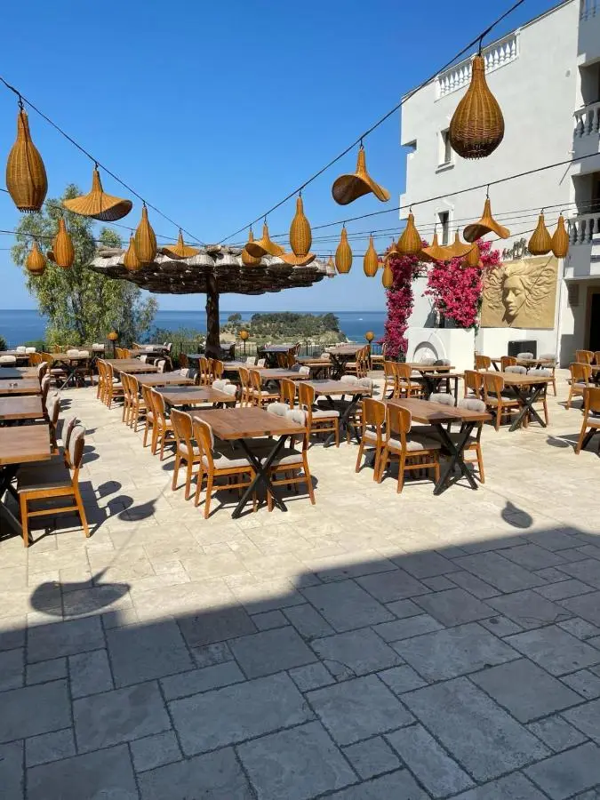 Hotel Carina