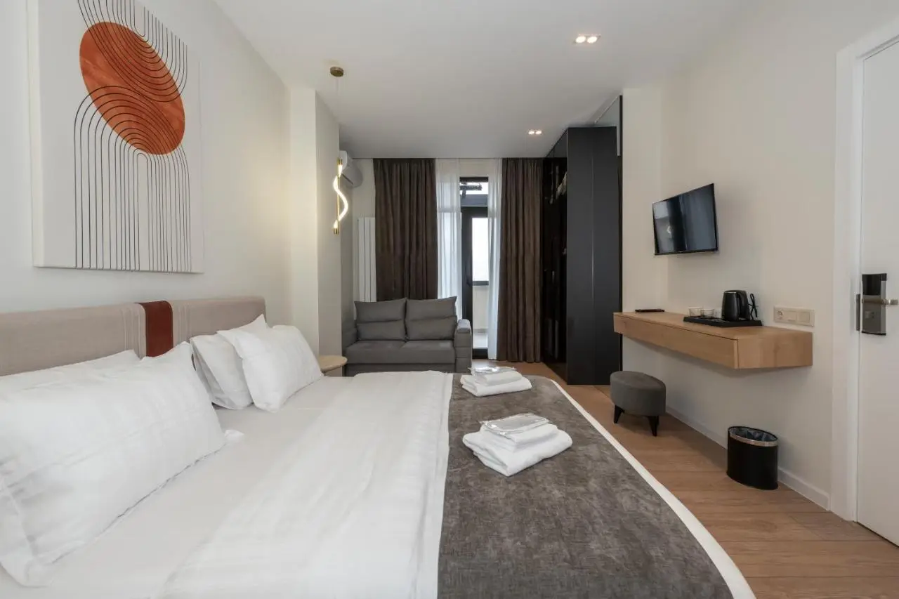 Terrace 17 by Doors