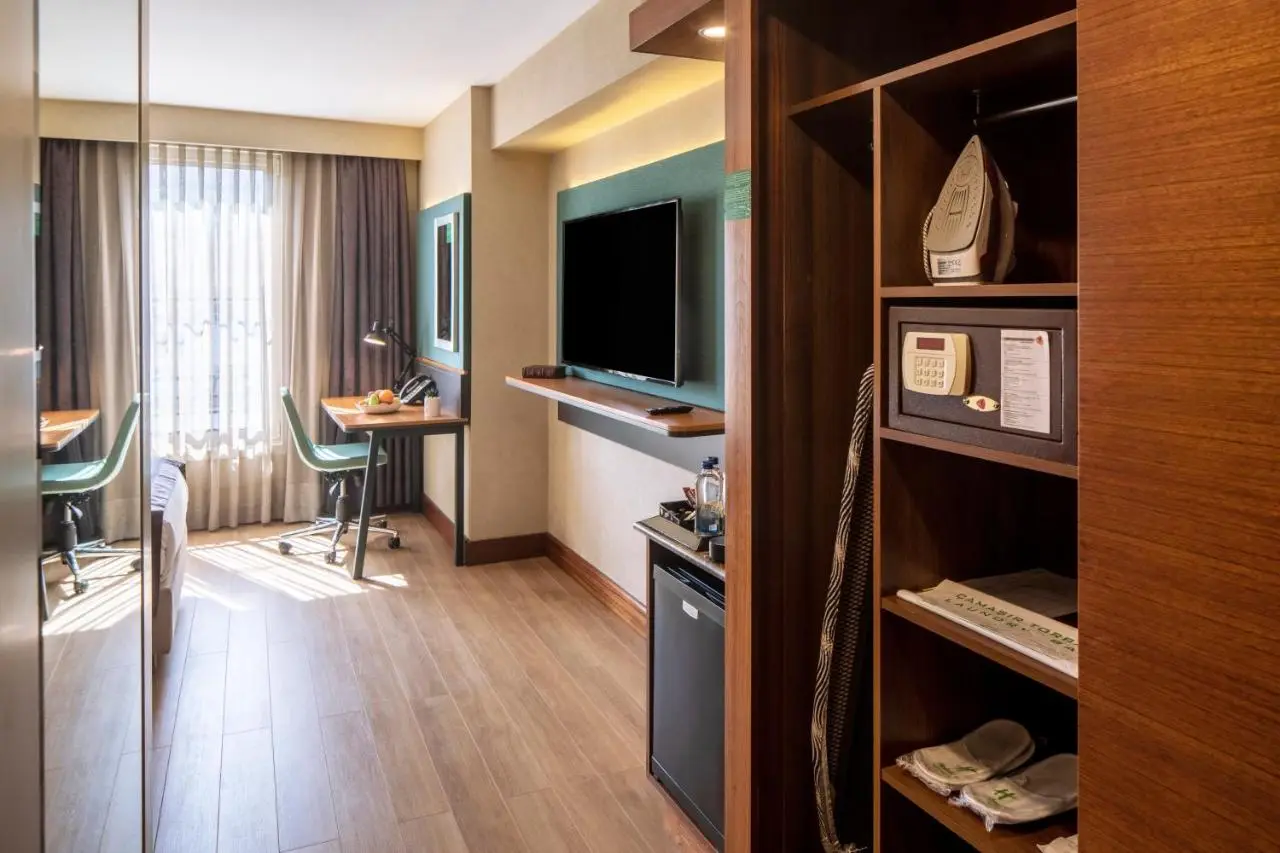 Holiday Inn Sisli by IHG