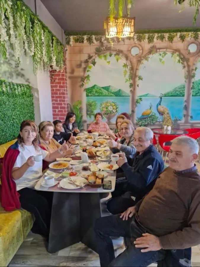 Delfin Hotel Restoran Spa Ganja Ailəvi