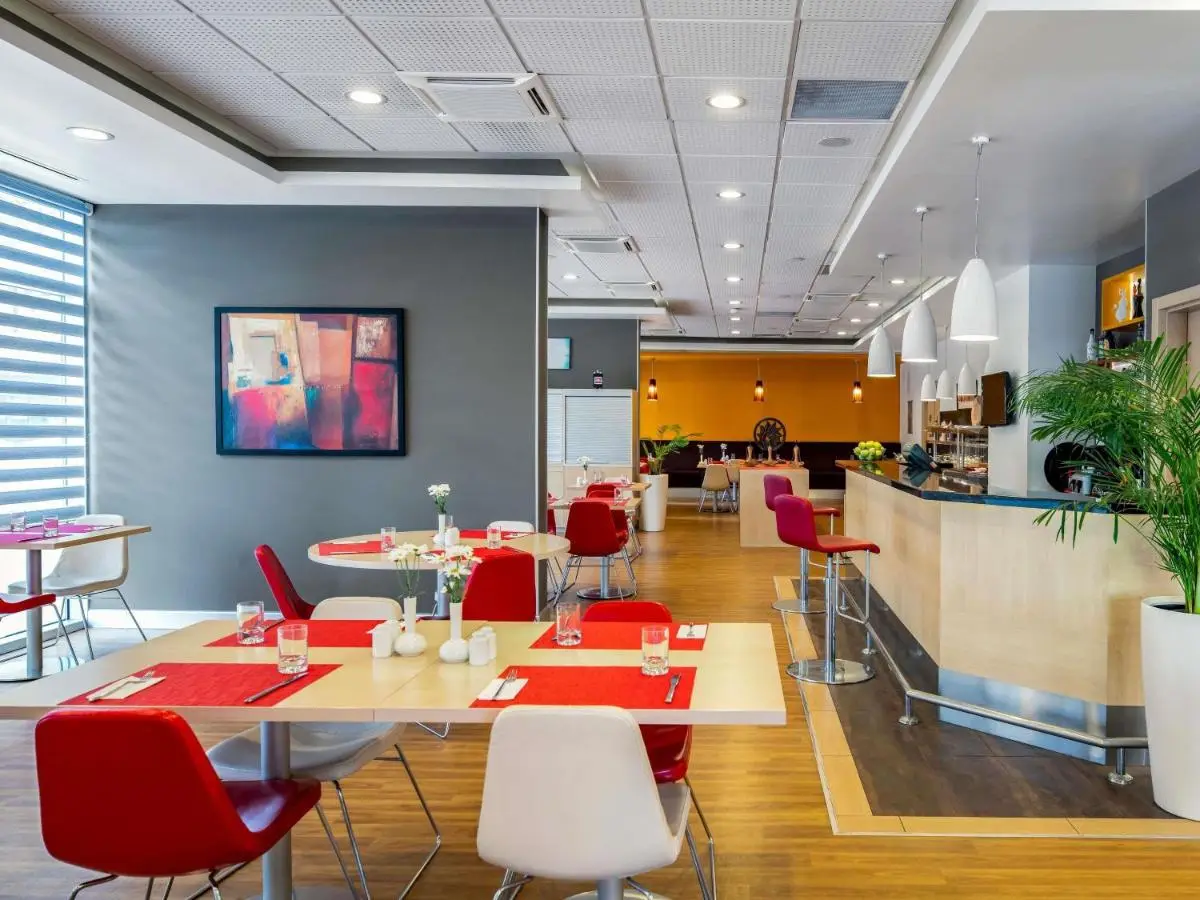 Ibis Izmir Alsancak