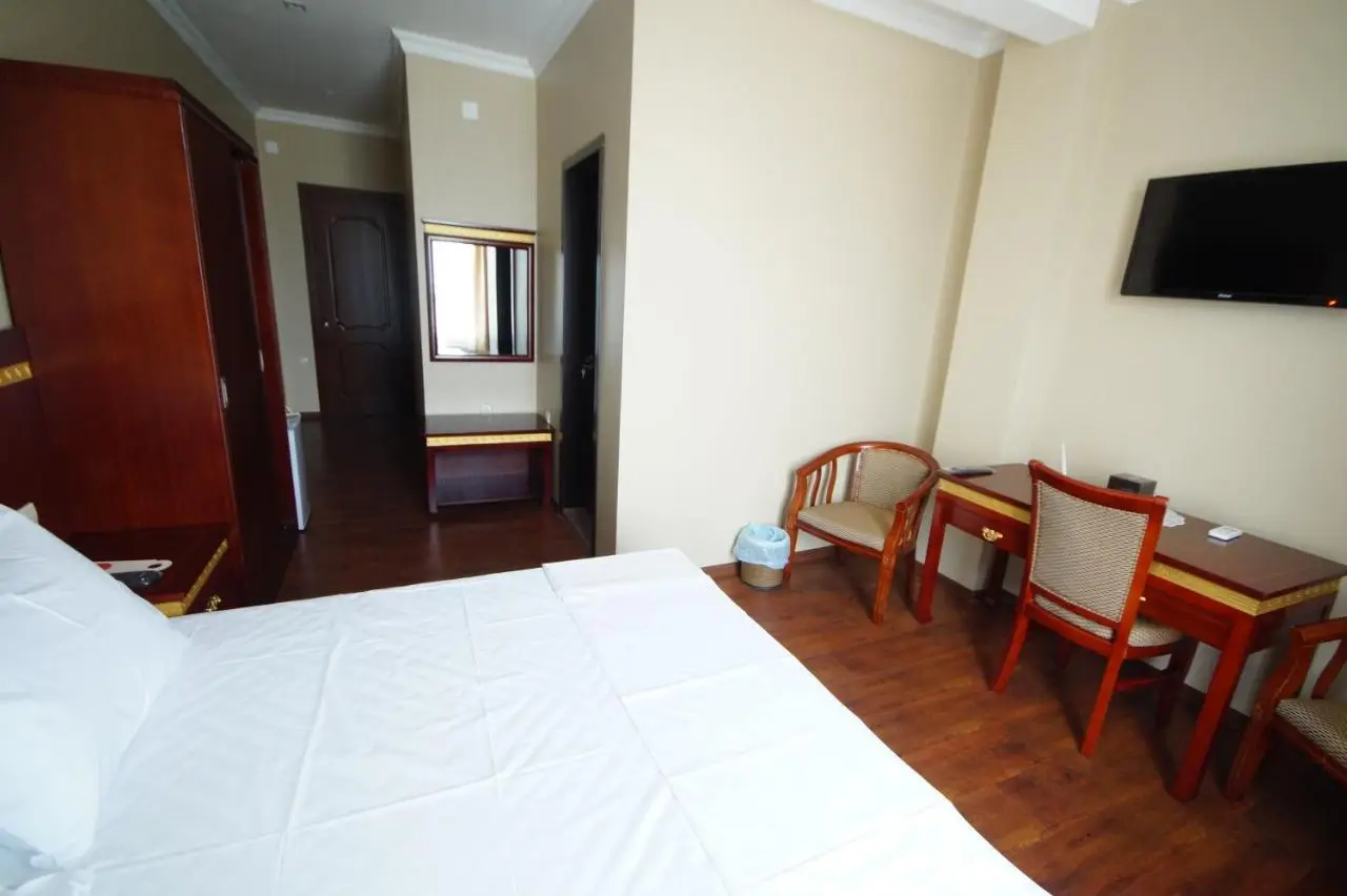 Hotel 725