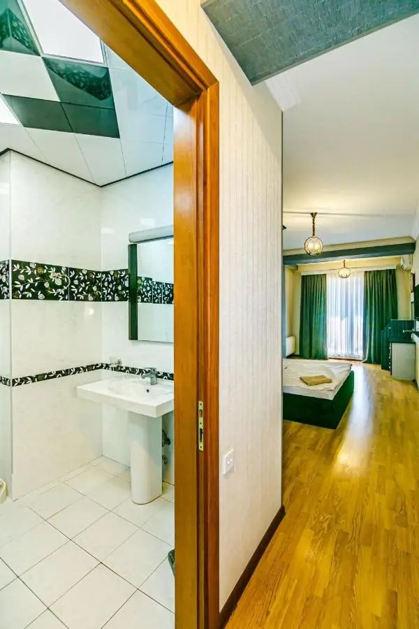 Konsul Apartment Nizami Street
