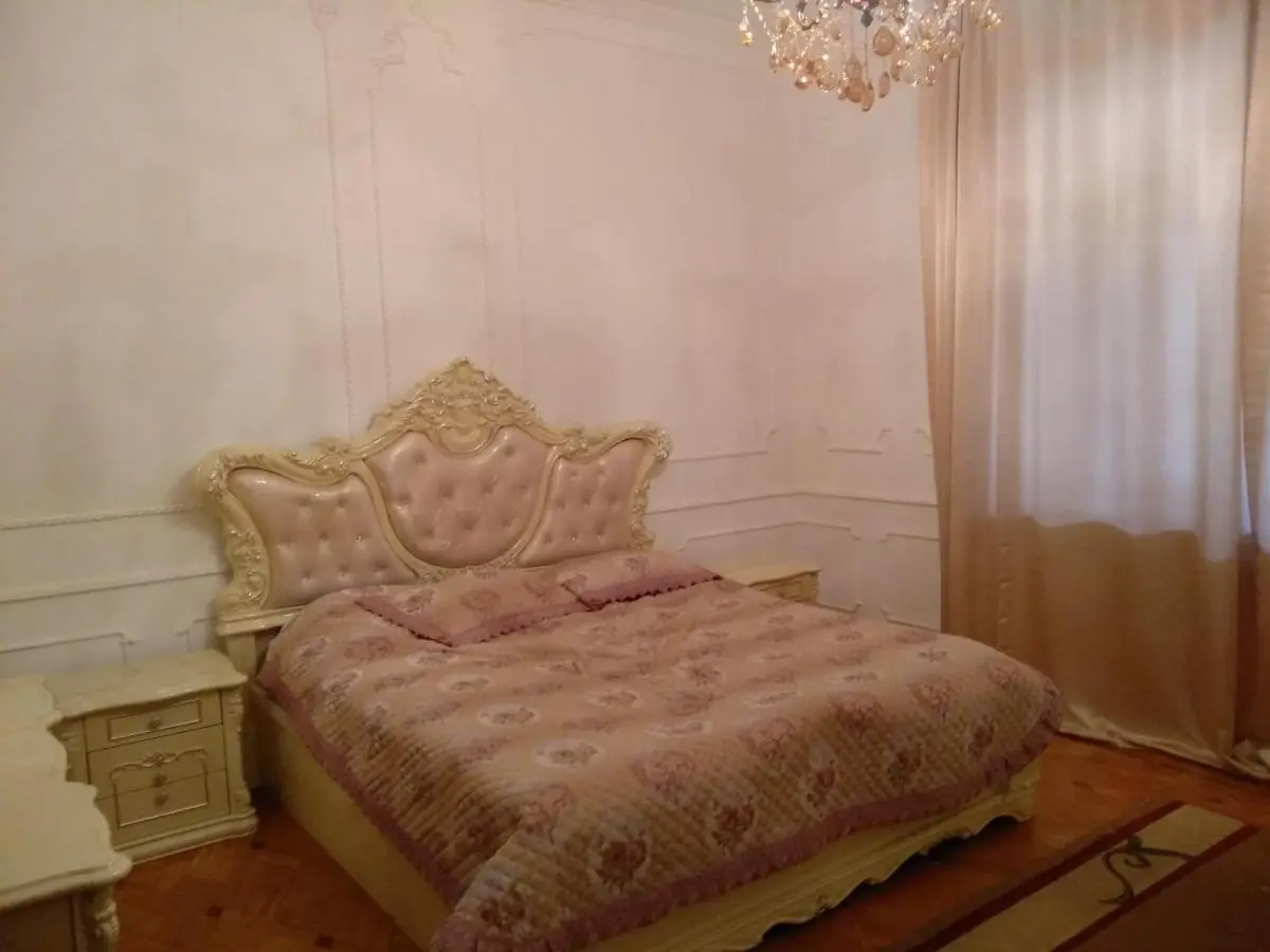 Hotel Edemi Castle