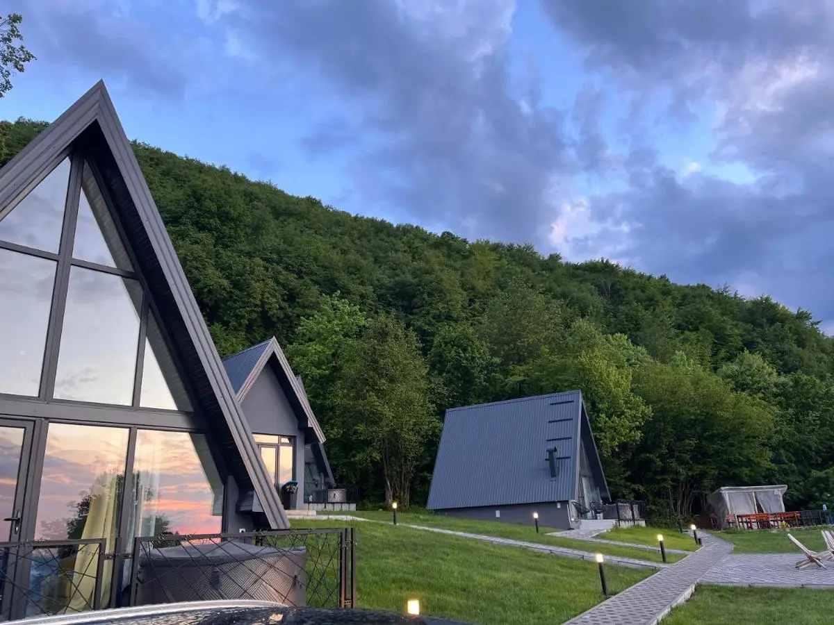 Klek 77 Luxury Chalets near Jahorina