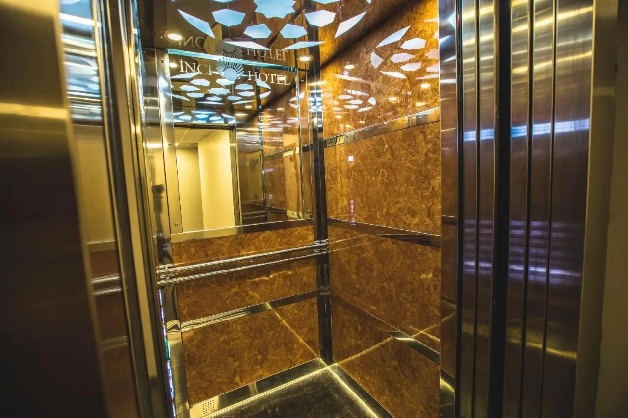 Express İnci Hotel