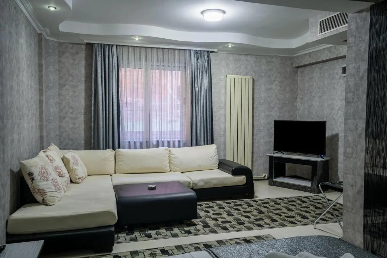 HALLEY OTEL