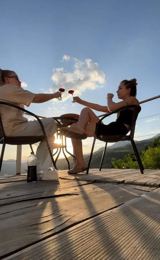 4 seasons. 4 სეზონი Glamping Georgia Racha