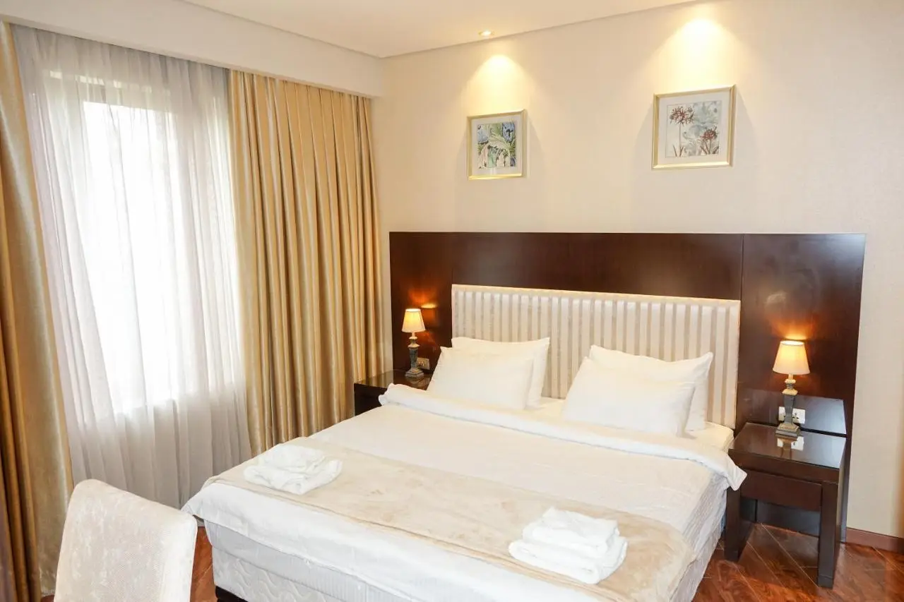 Luxury Dreamland Oasis Apartments