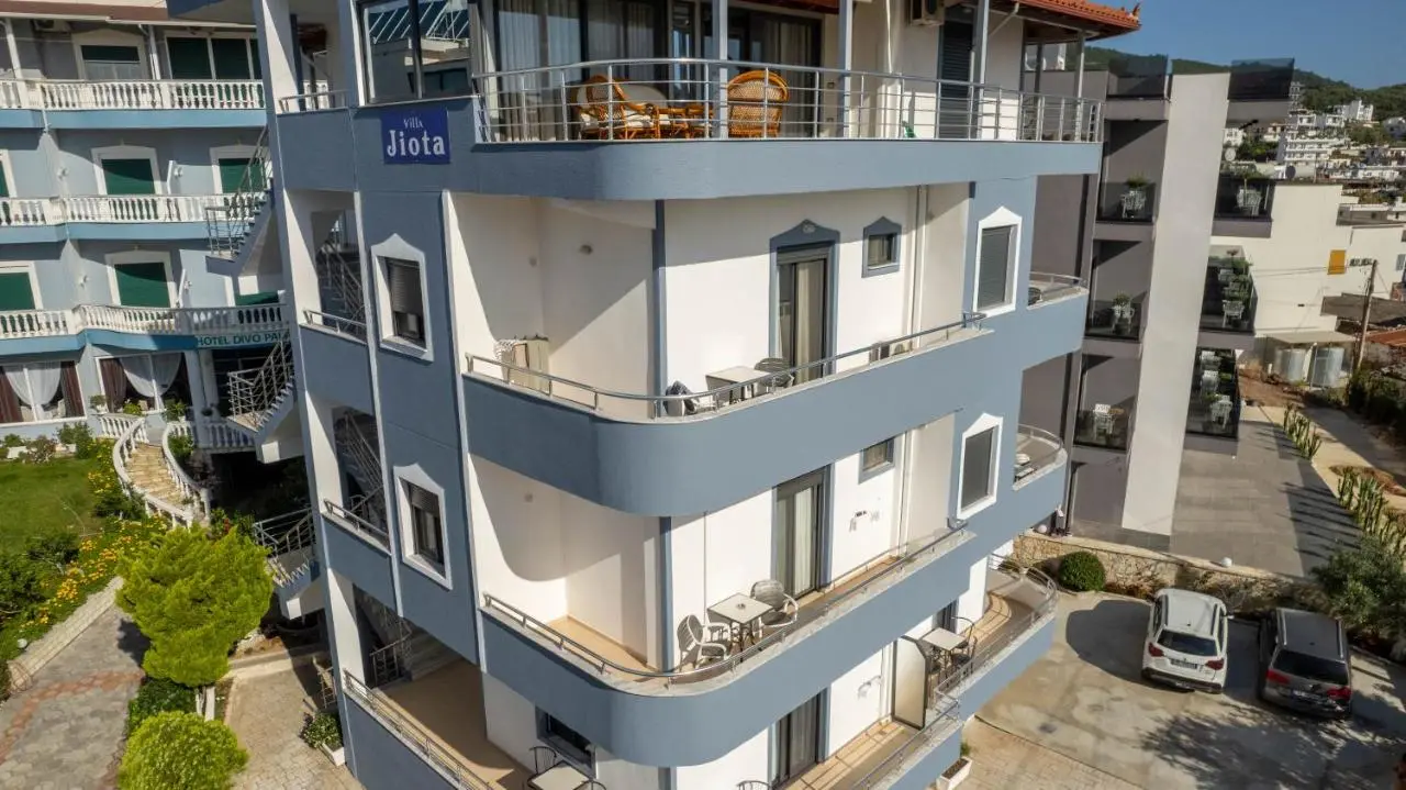 Villa JIOTA