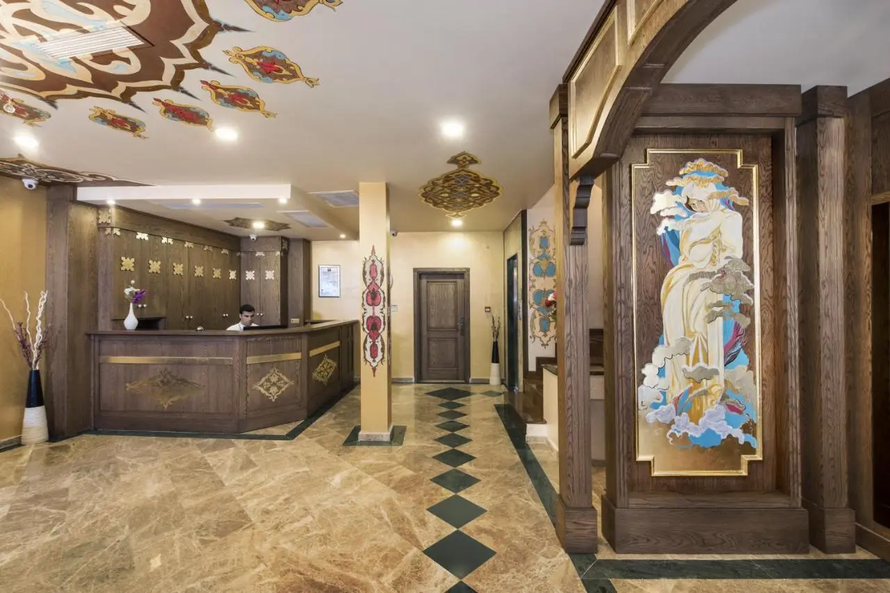 Perapolis Hotel