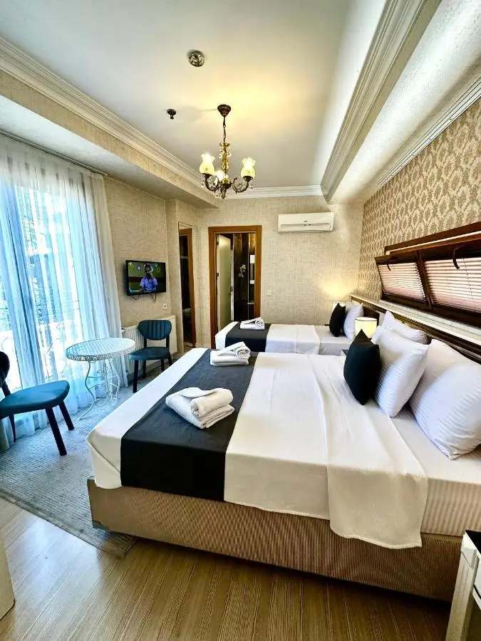 LElLl HAGİA SOFİA OTEL