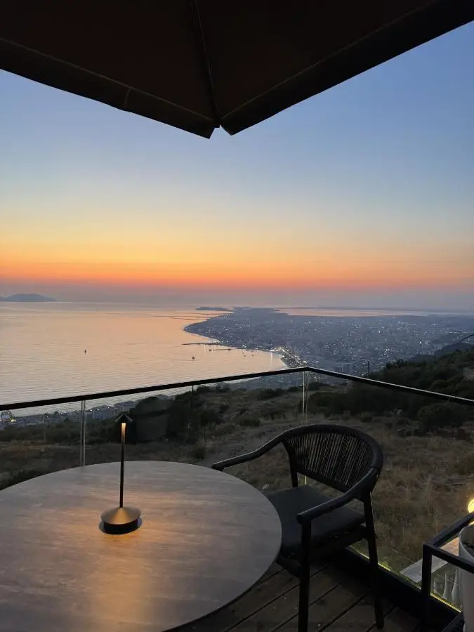Festim Villa Hotel