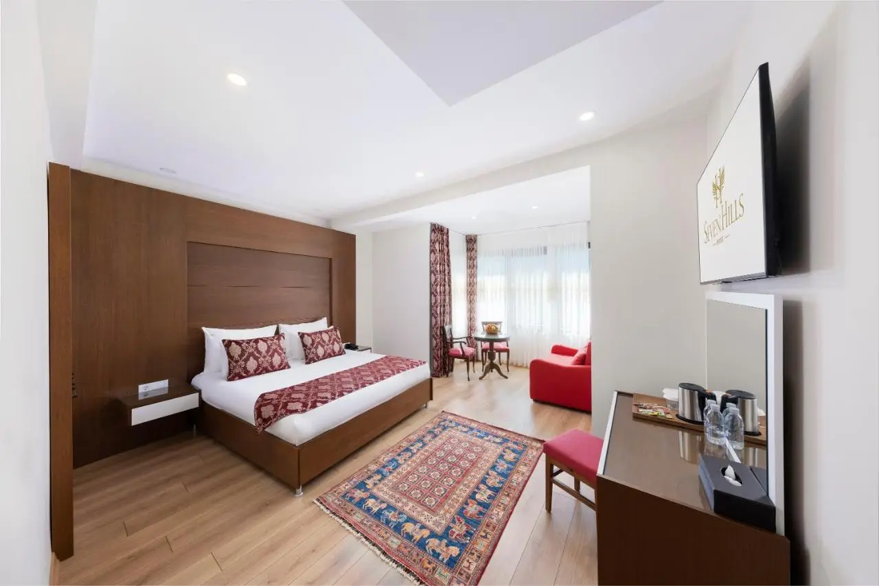 Seven Hills Boutique Hotel