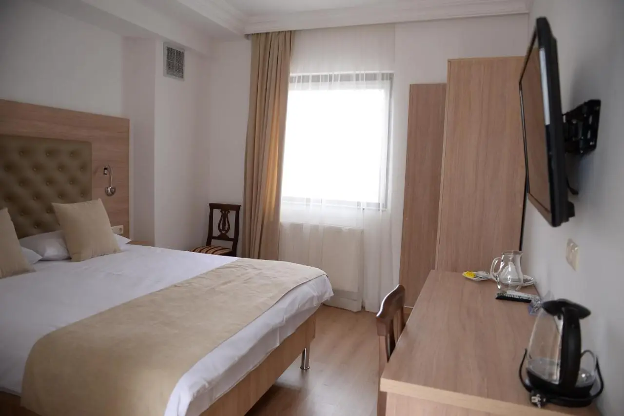 Hotel Varios