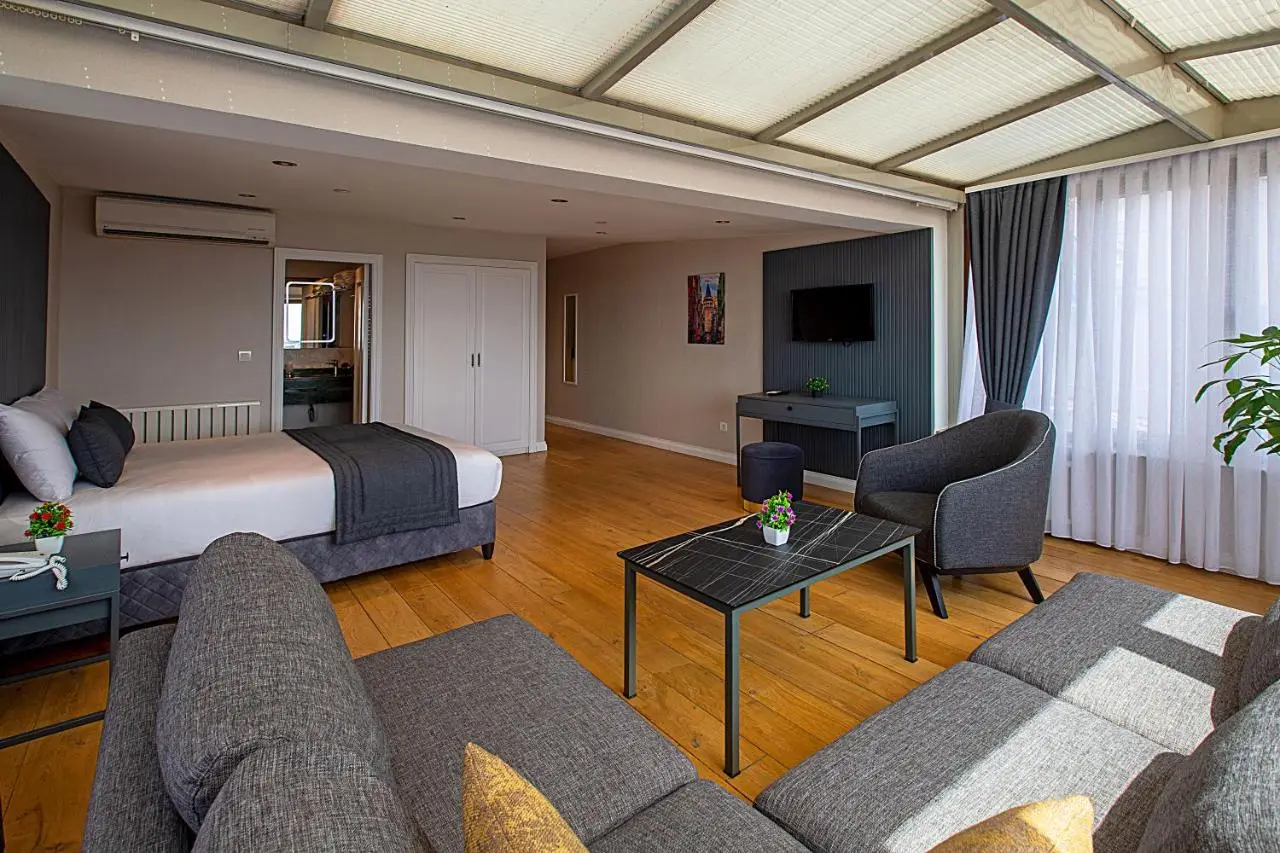 Moss Suites Hotel