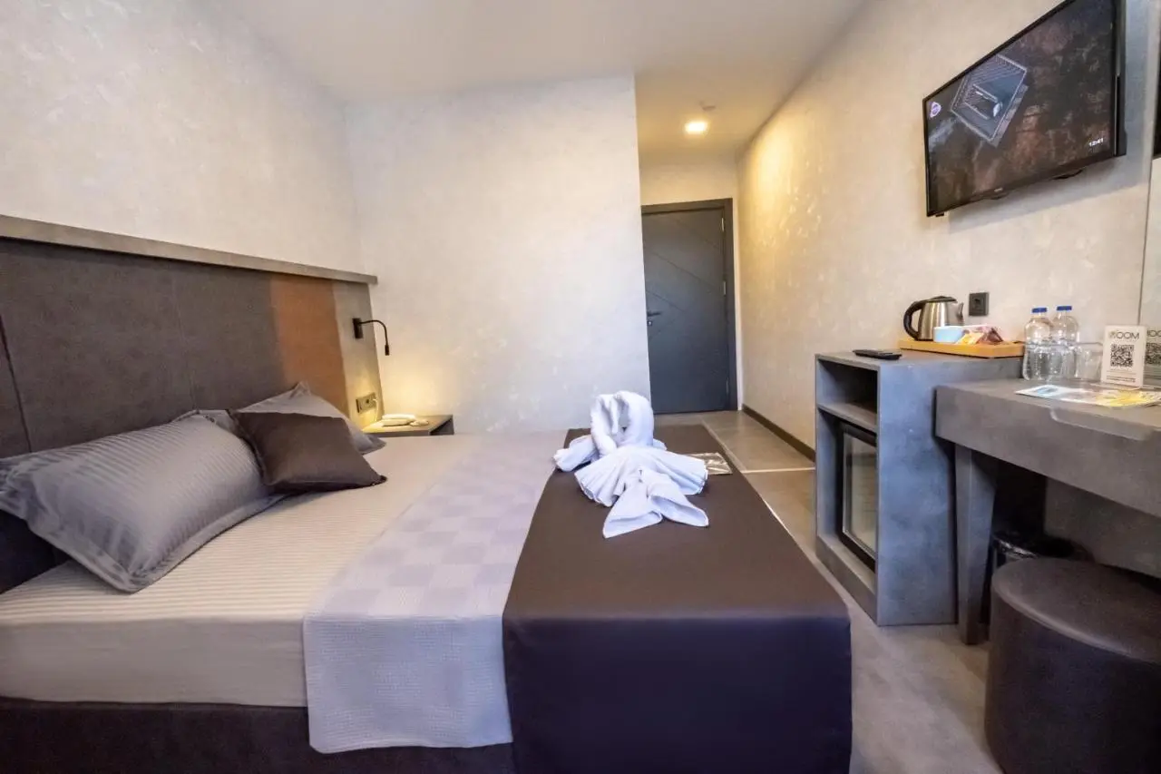 The Queen Hotel