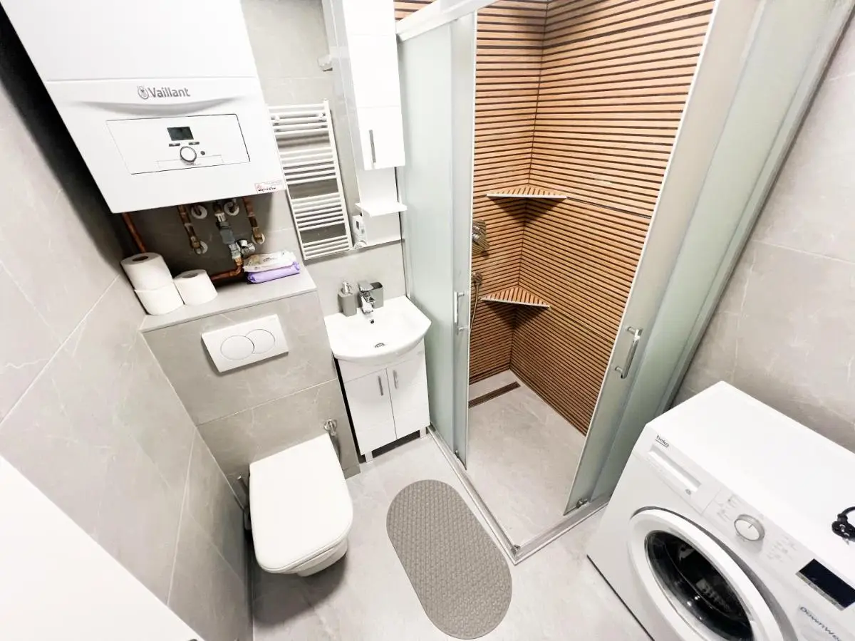 Modern Stay Grbavica - Quiet Area & Free Parking