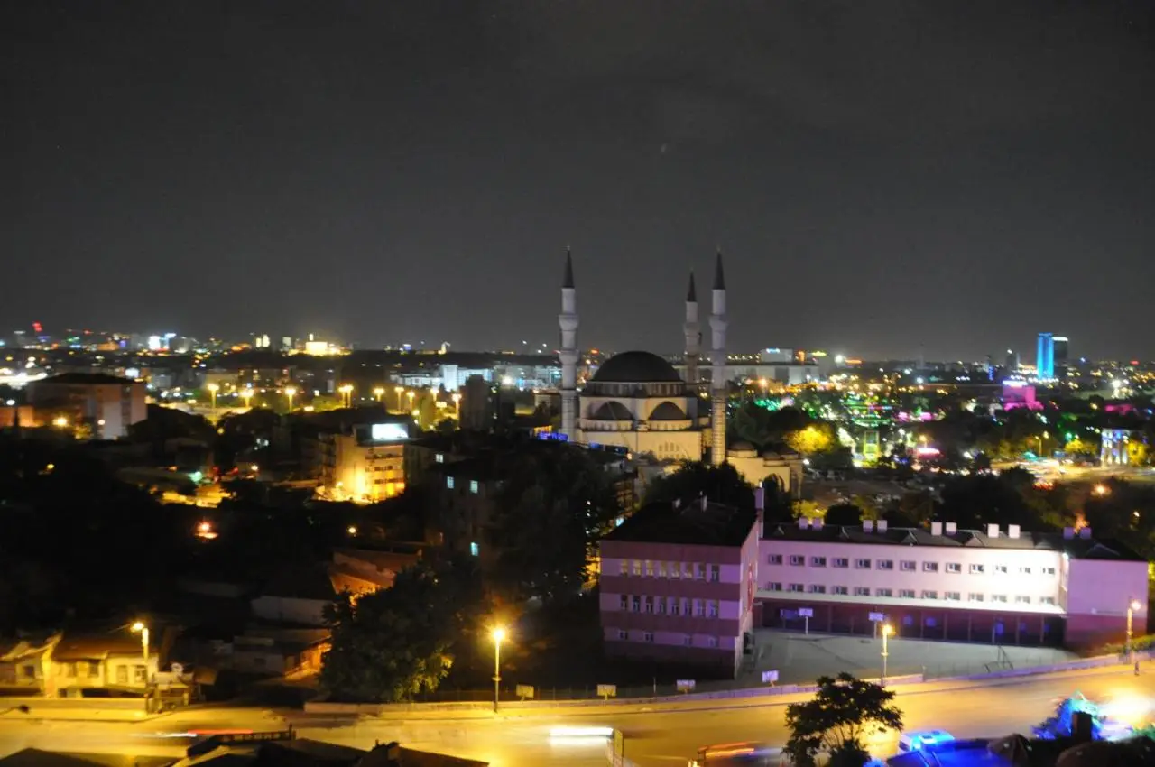 Grand Sera Hotel