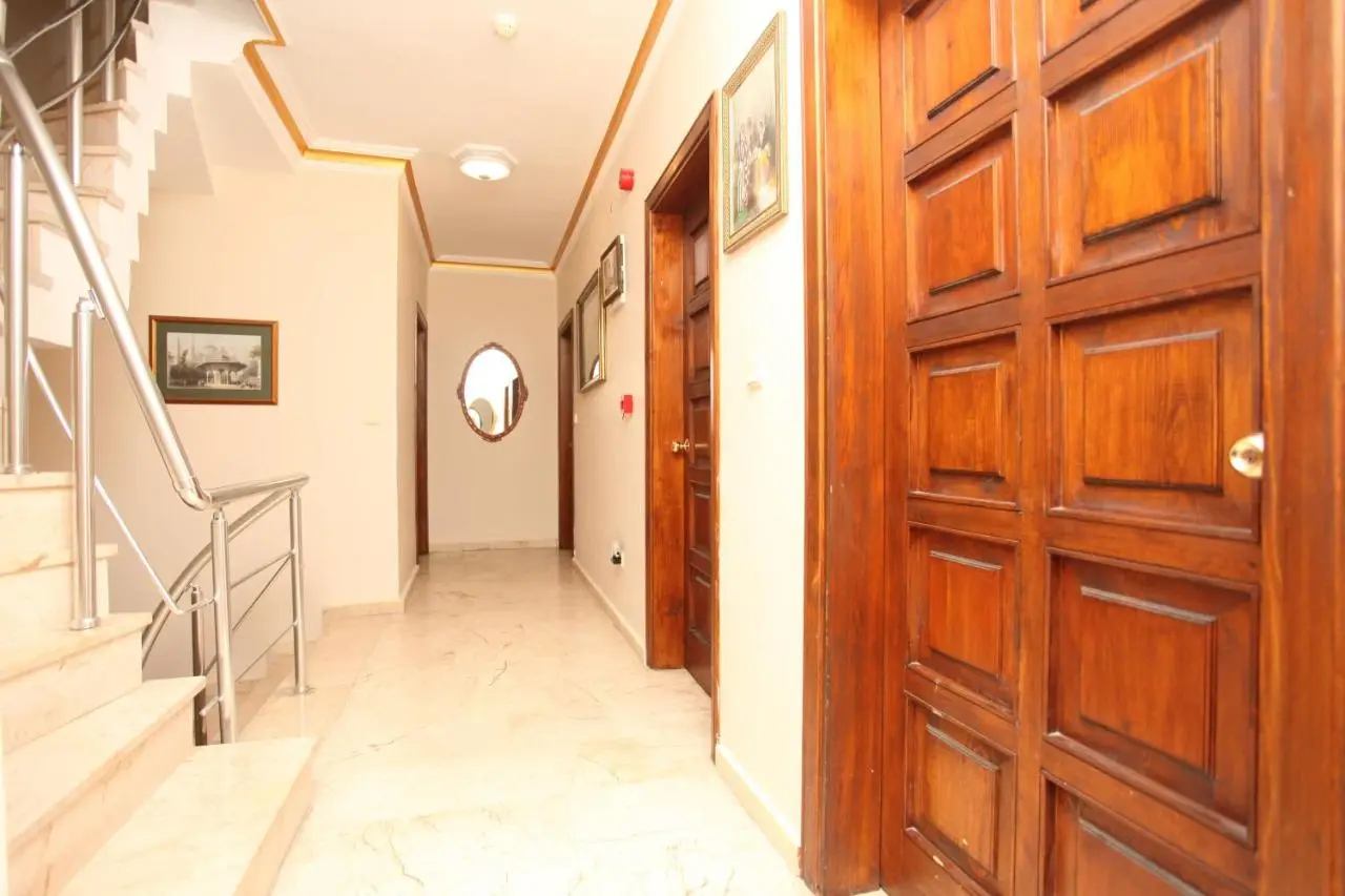 Gul Sultan Hotel