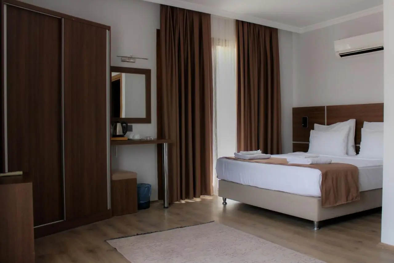 Gulluk Life Hotel