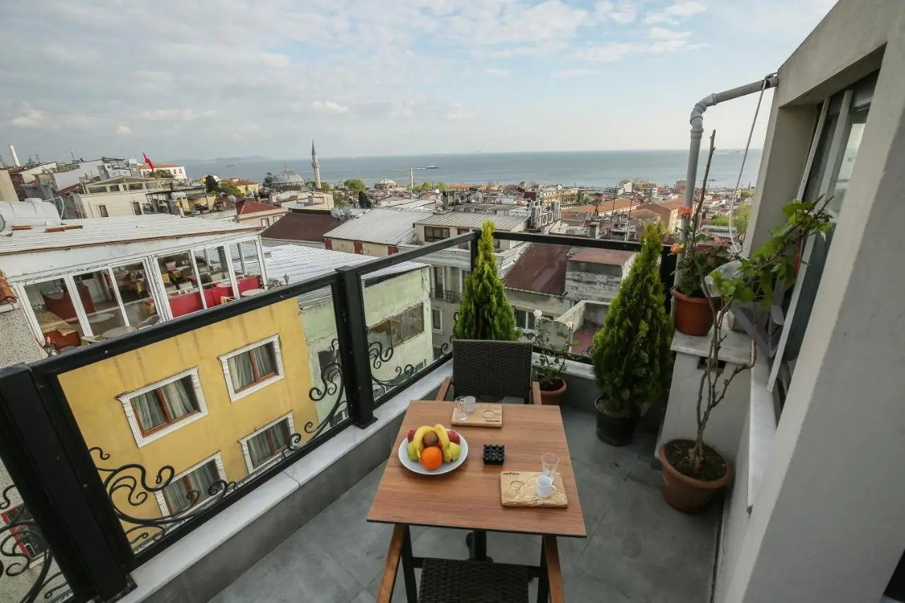 Artika Hotel