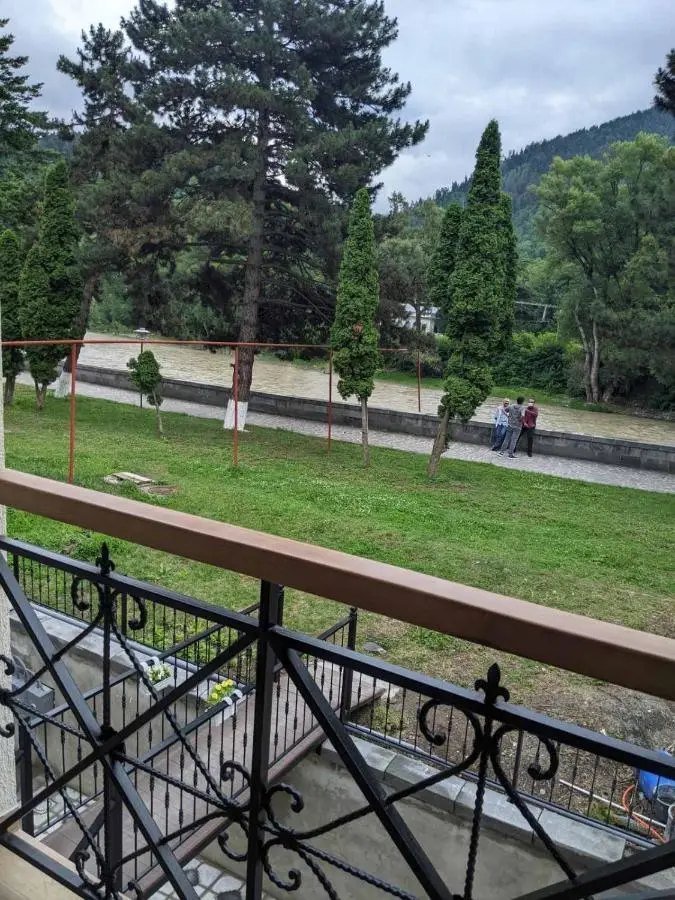 Riverside Borjomi