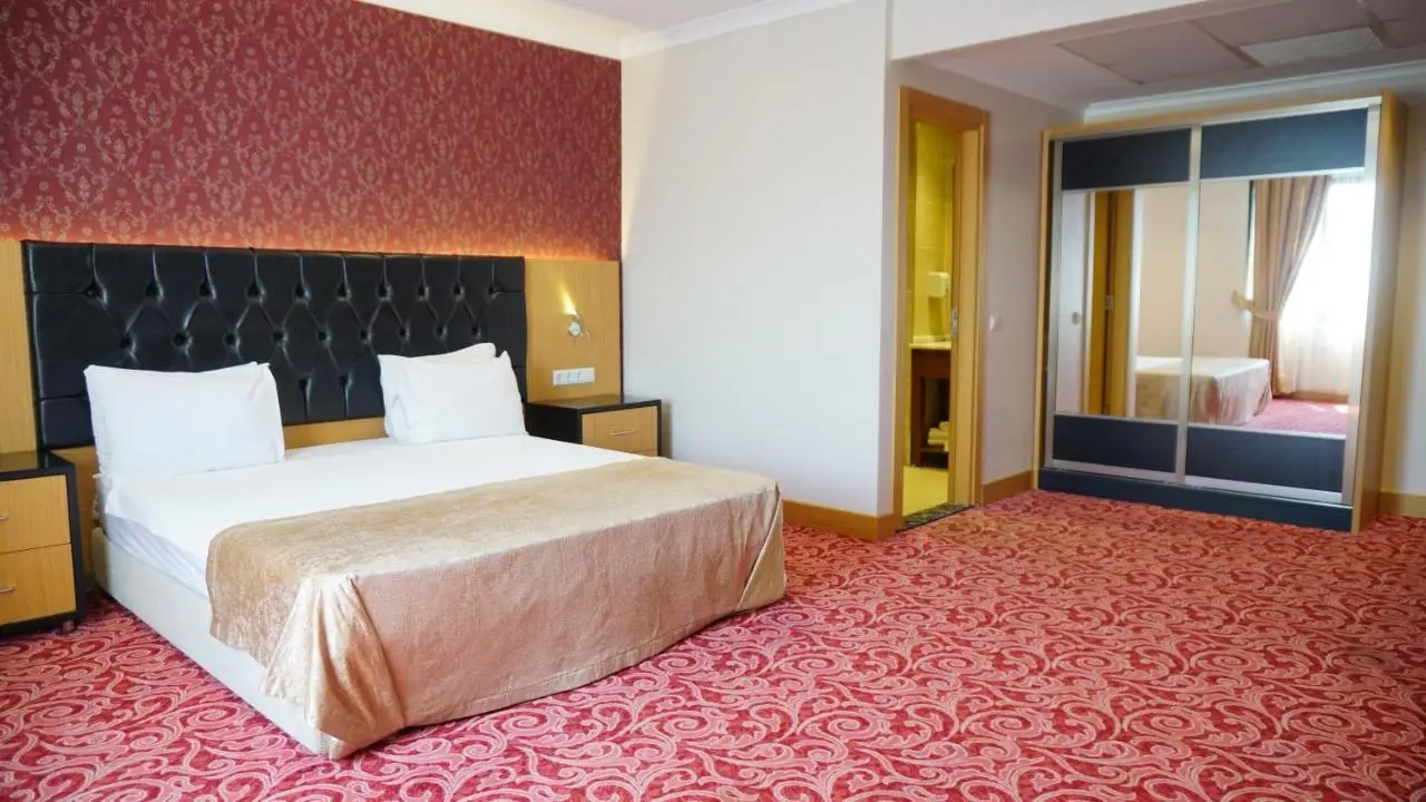 Vois Hotel Atasehir & SPA