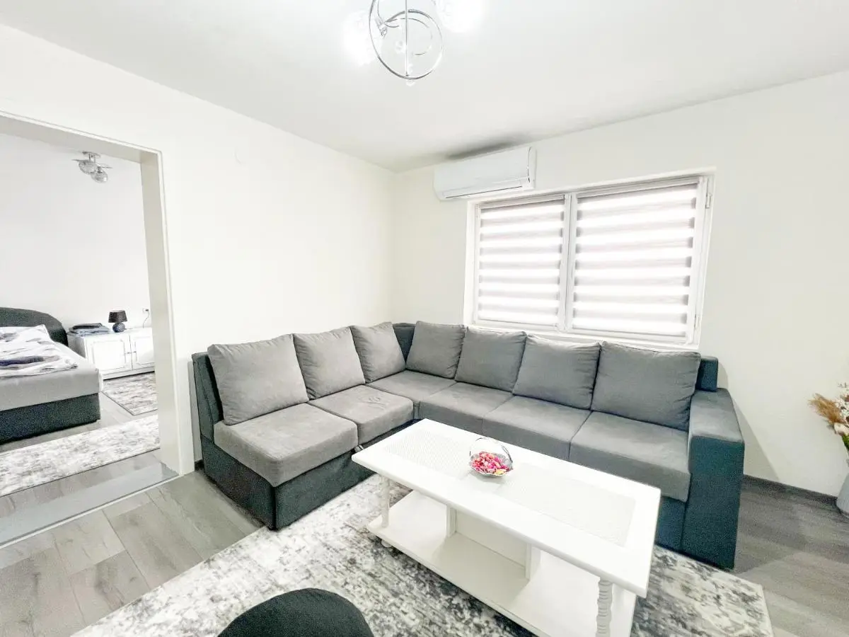 K&S Apartment Bistrik Stay - Private Parking