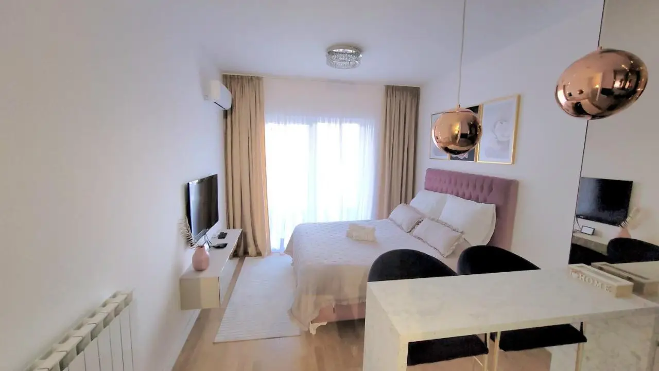 Studio apartment Lora Lux - Bulevar
